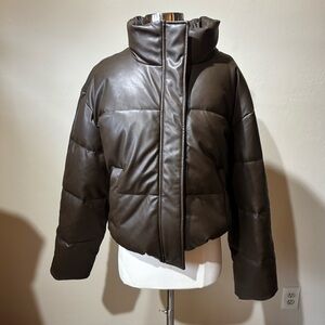 Abercrombie and Fitch Women's Brown Puffer Jacket